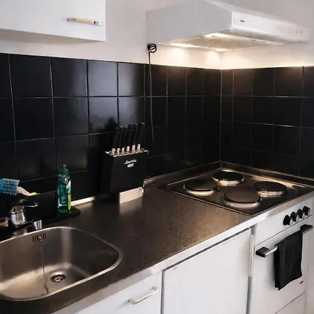 Freiraum Panorama-appartement In Top-lage Mit Pool & Sauna, Tennis