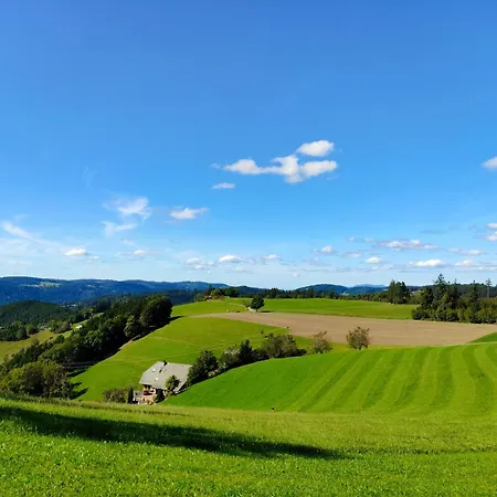 Freiraum Panorama-Appartement In Top-Lage Mit Pool & Sauna, Tennis